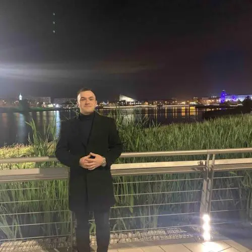 Дамир Шакиров