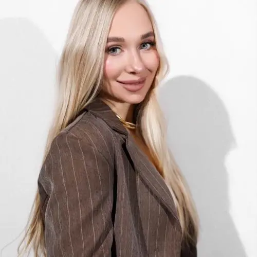 Анна Ерохина