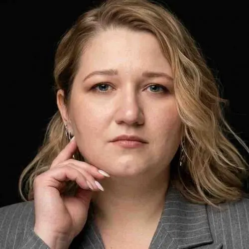 Анна Кузина