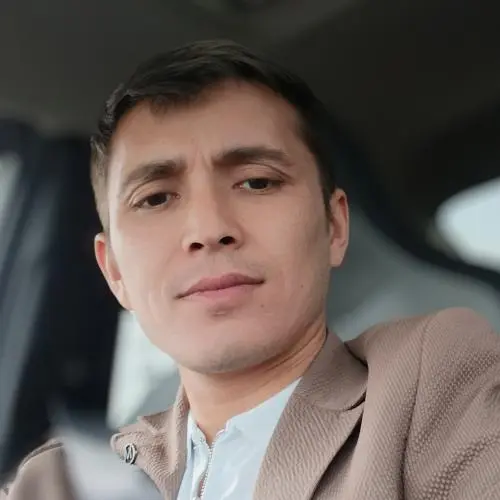 Ахроржон Усманов