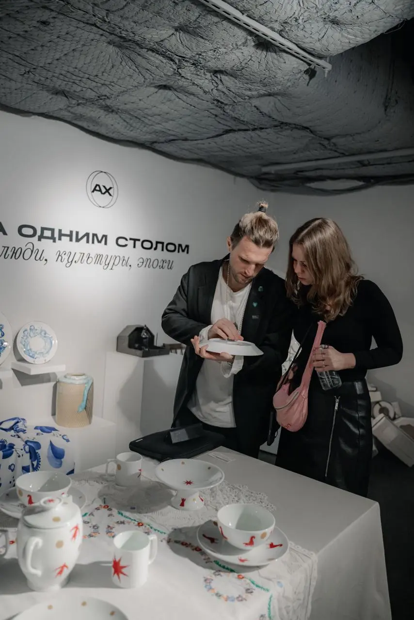 Классная и интересная лекция + экскурсия прошла у нас в Москве с Алиной Рахматулиной, соосновательницой «Антихрупкости», на прошлой неделе в изионистах 🤝️️️️️️
домой ушел с покупкой, естетственно! | Сетка — социальная сеть от hh.ru