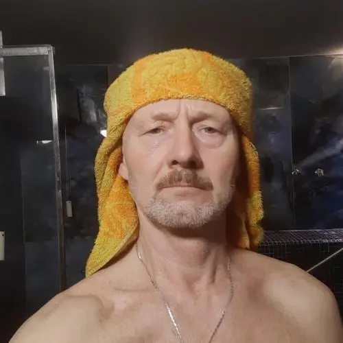 Александр Жук