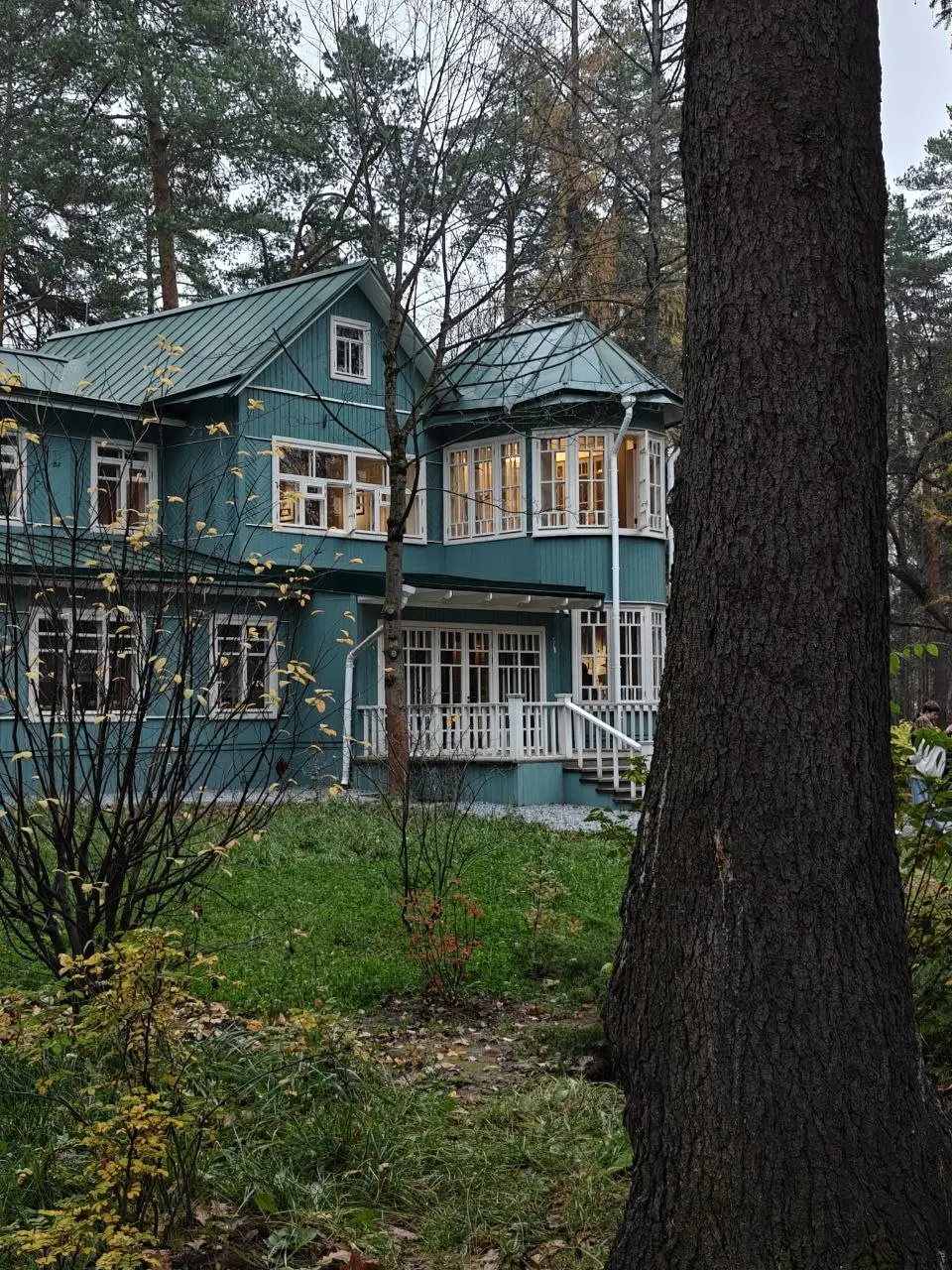 Атмосферное выдалось воскресенье в арт-пространстве Гаражи в Переделкино | Сетка — социальная сеть от hh.ru