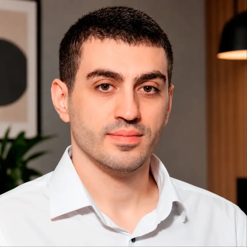 Владимир Курегян