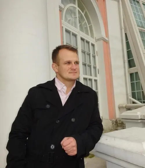 Александр Сергеев