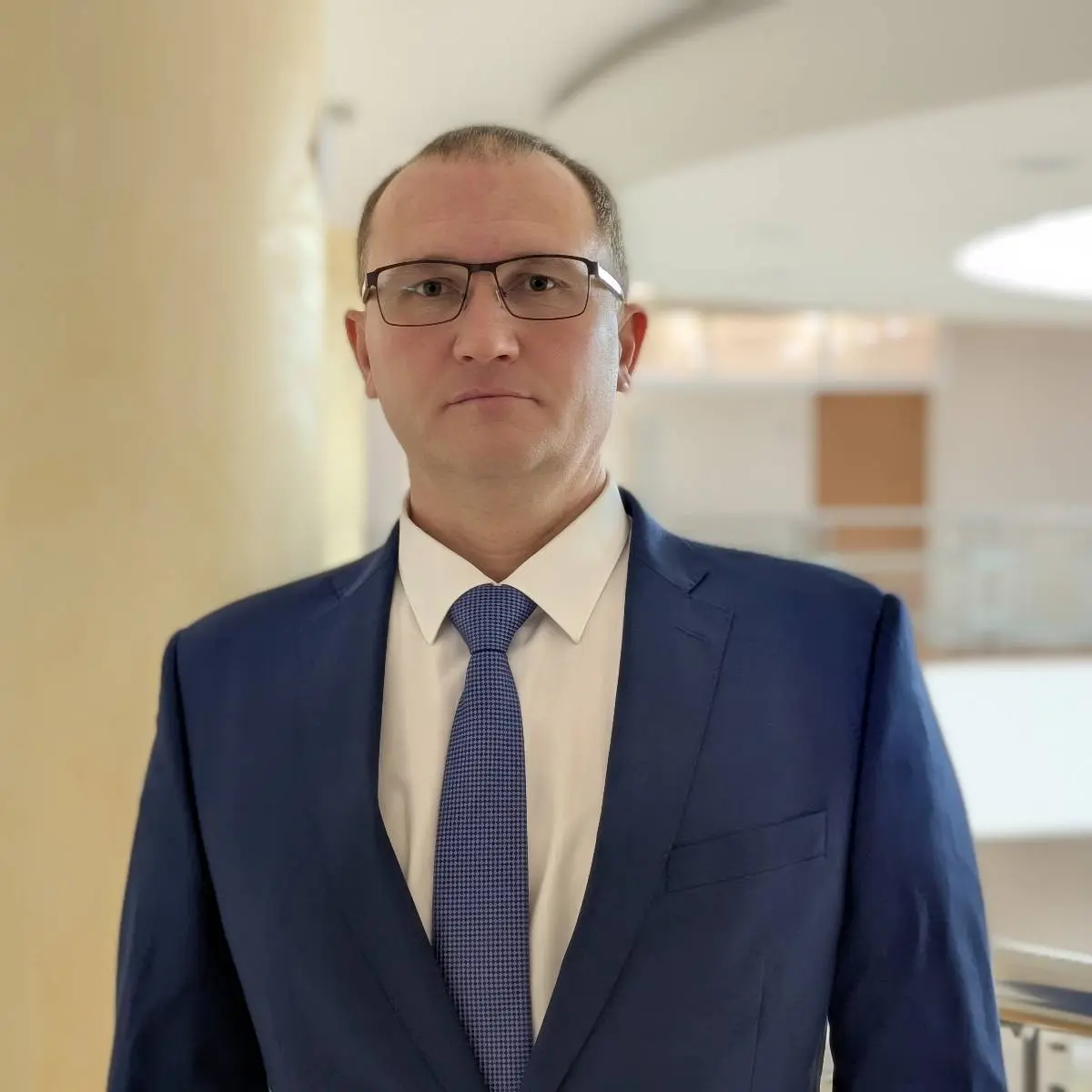 Денис Елизарьев