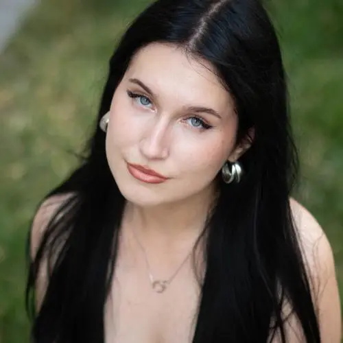 Полина Шипилова