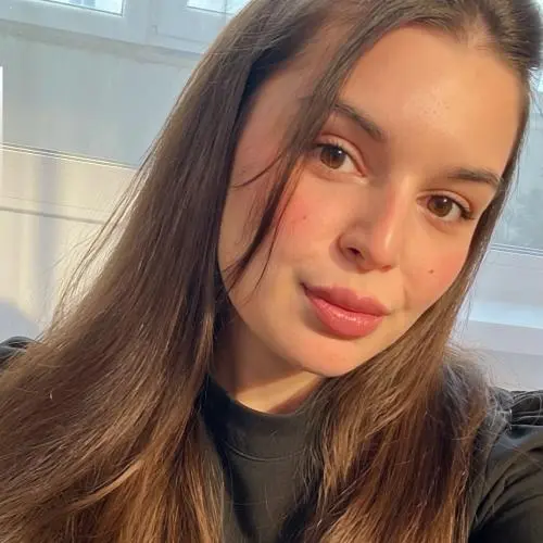 Алина Савельева