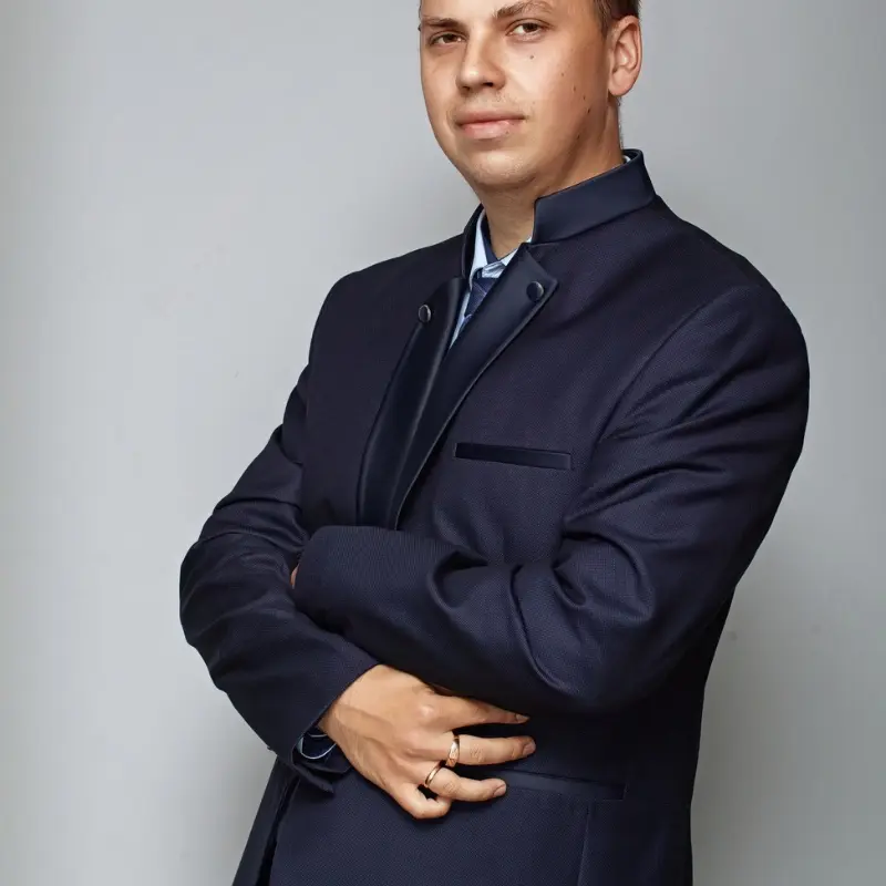 Сергей Степанов