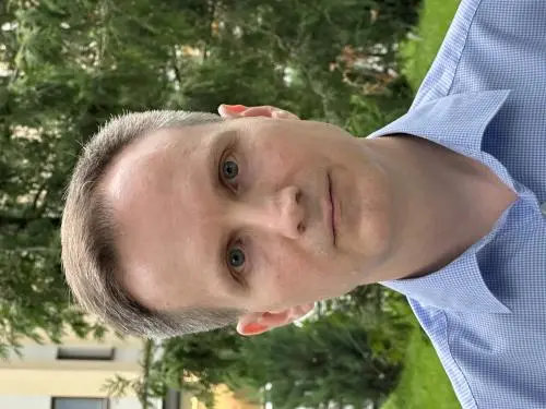Виталий Елизаров
