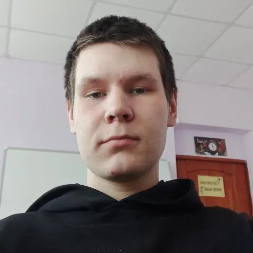 Артём Бронников