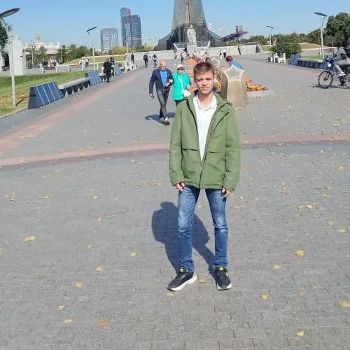 Артём Голик