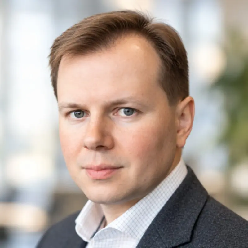 Алексей Комиссаров