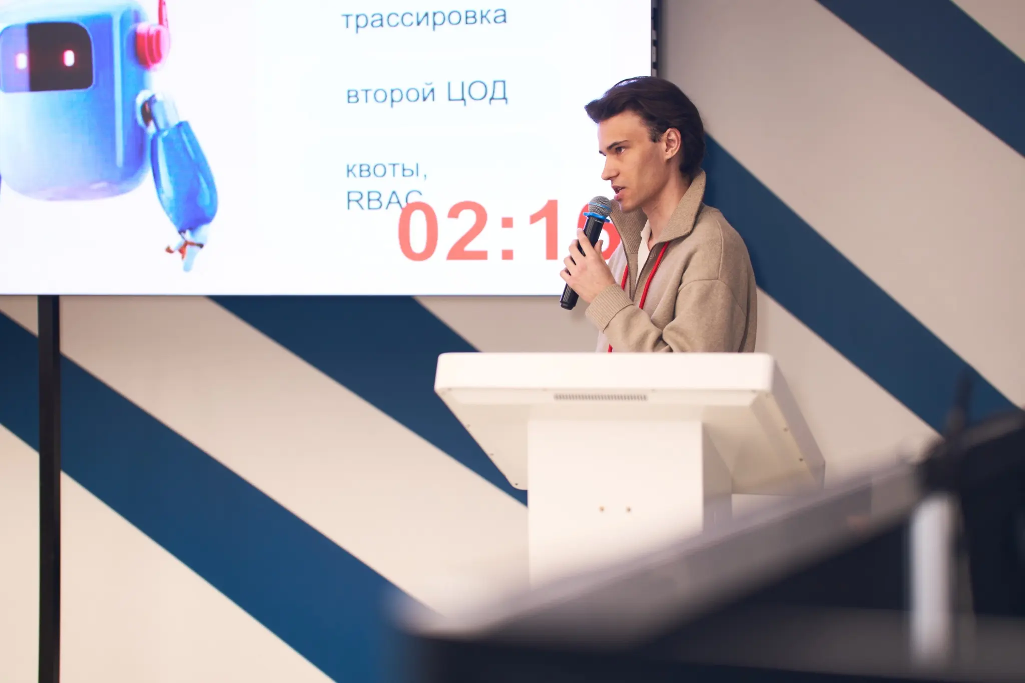 Растим новое поколение инженеров для телекома!
Недавно завершился традиционный хакатон для радиоинженеров, сетевых инженеров-разработчиков и DevOps — MTC Engineer Hack | Сетка — социальная сеть от hh.ru