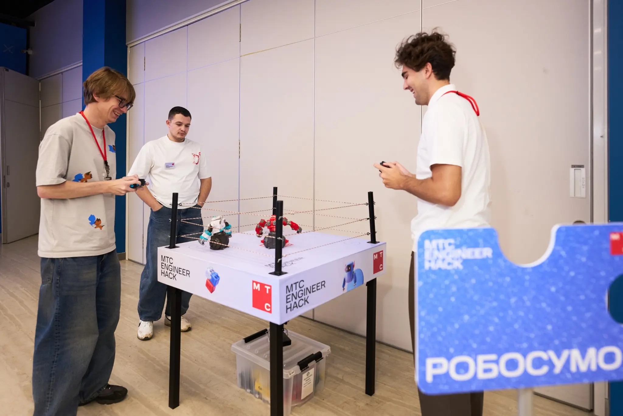 Растим новое поколение инженеров для телекома!
Недавно завершился традиционный хакатон для радиоинженеров, сетевых инженеров-разработчиков и DevOps — MTC Engineer Hack | Сетка — социальная сеть от hh.ru