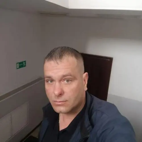 Руслан Парахин
