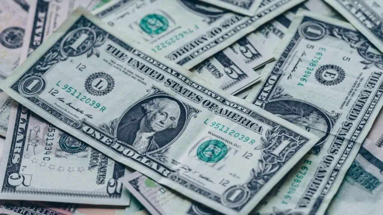 ⚡ Госдолг США взлетел на $400 млрд за два месяца 📈🔥
Государственный долг США увеличился за два месяца почти на $400 млрд после достижения отметки в $40 трлн | Сетка — социальная сеть от hh.ru
