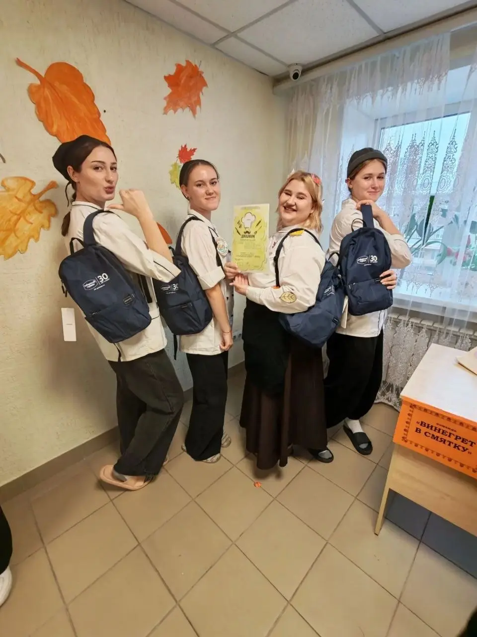«Сибирский Гурман» стал партнером кулинарного поединка в НКППиП
Вчера в Новосибирском колледже пищевой промышленности и переработки отпраздновали День повара — было жарко | Сетка — социальная сеть от hh.ru