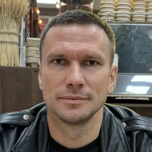 Эдуард Суханов