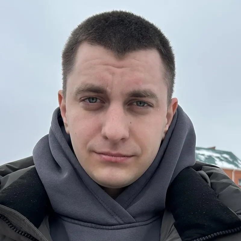 Александр Лапштанов