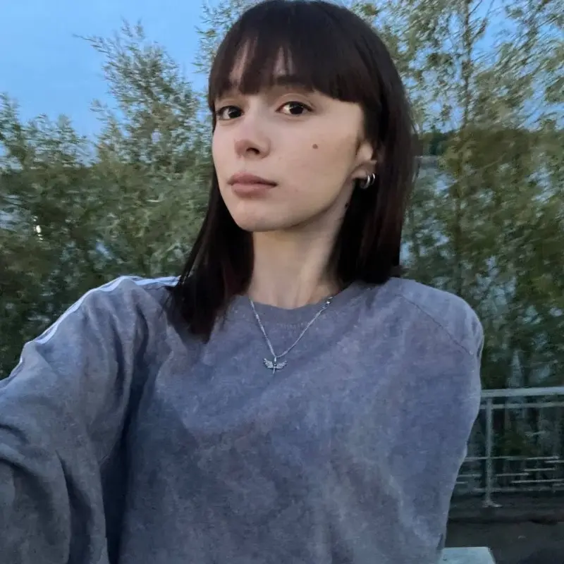 Ангелина Склярова