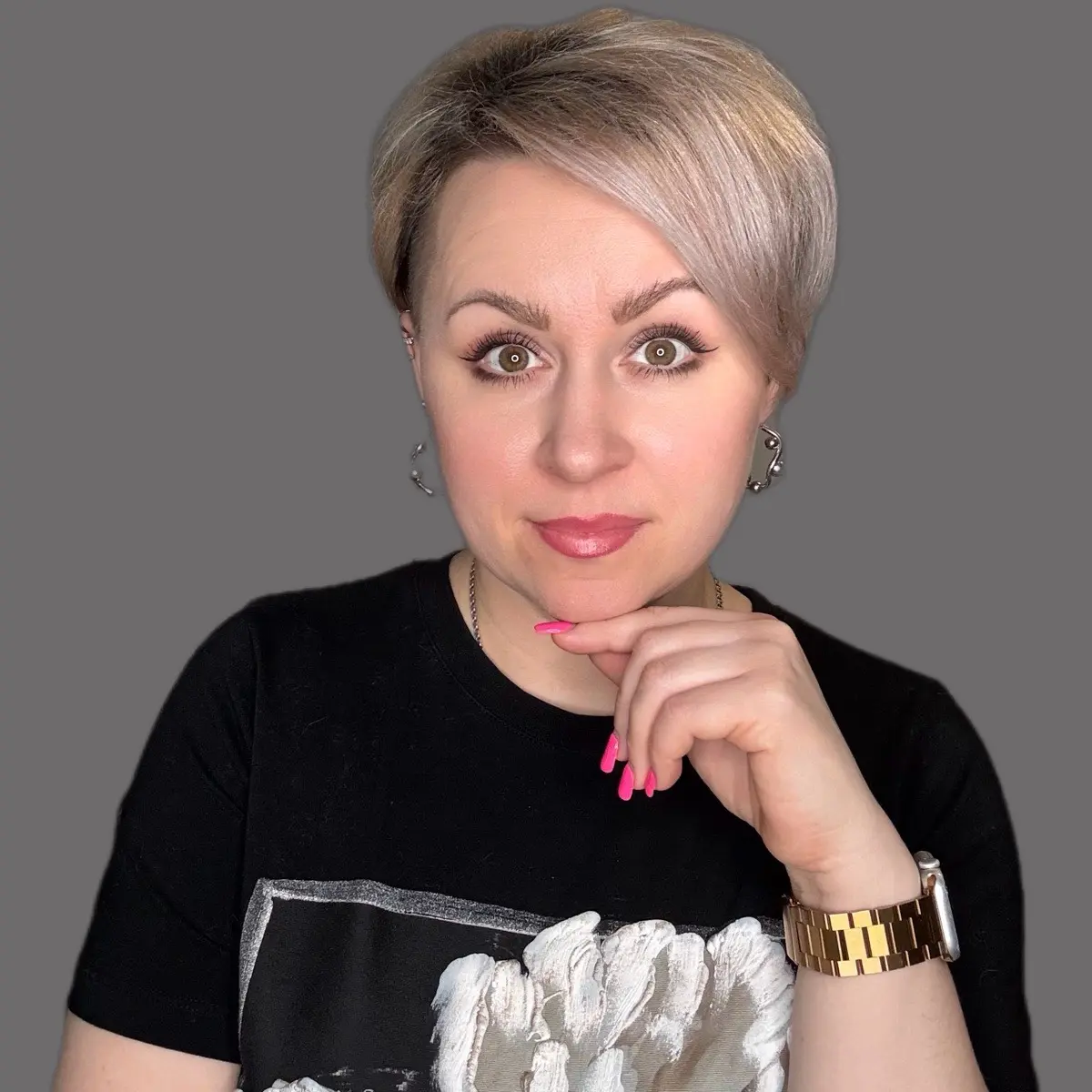 Елена Астахова