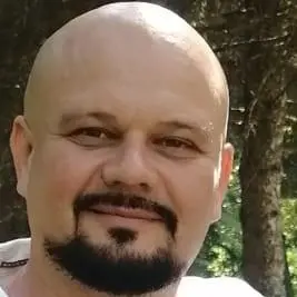 Евгений Мешков