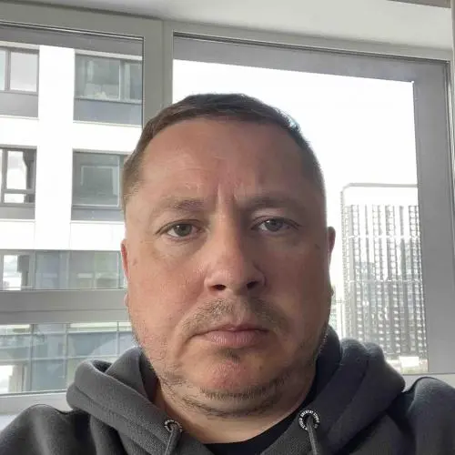Артур Исхаков