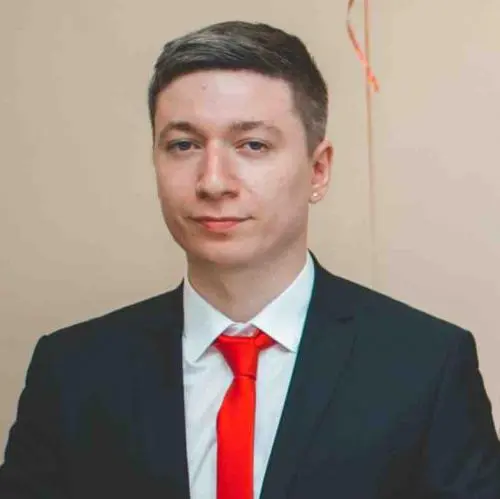 Александр Романов