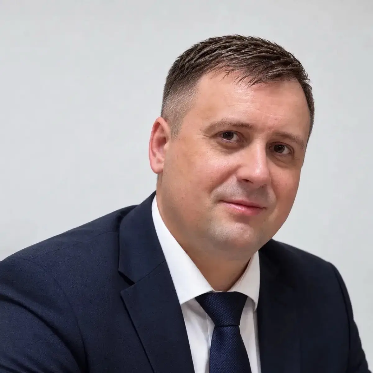 Юрий Плинокос