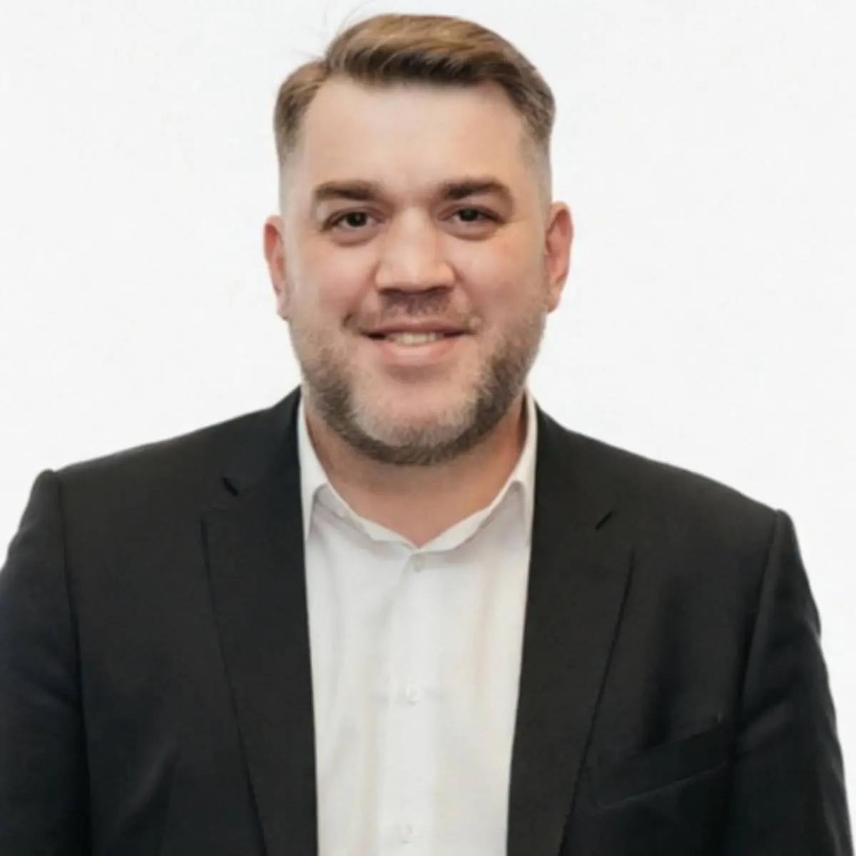 Олег Кочиерь