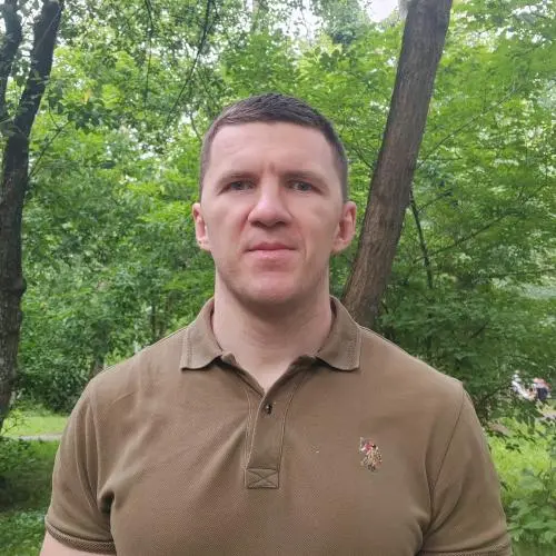 Владимир Сухарев