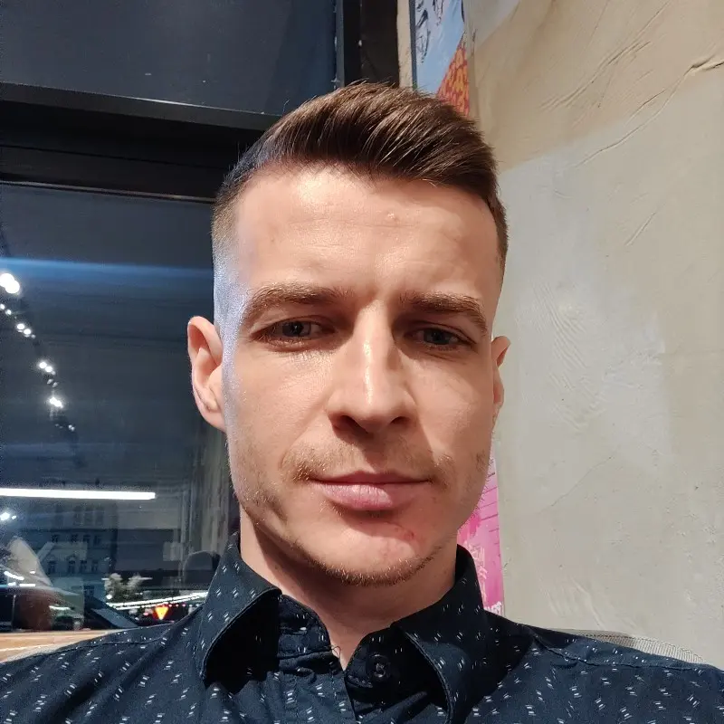 Александр Ладенко