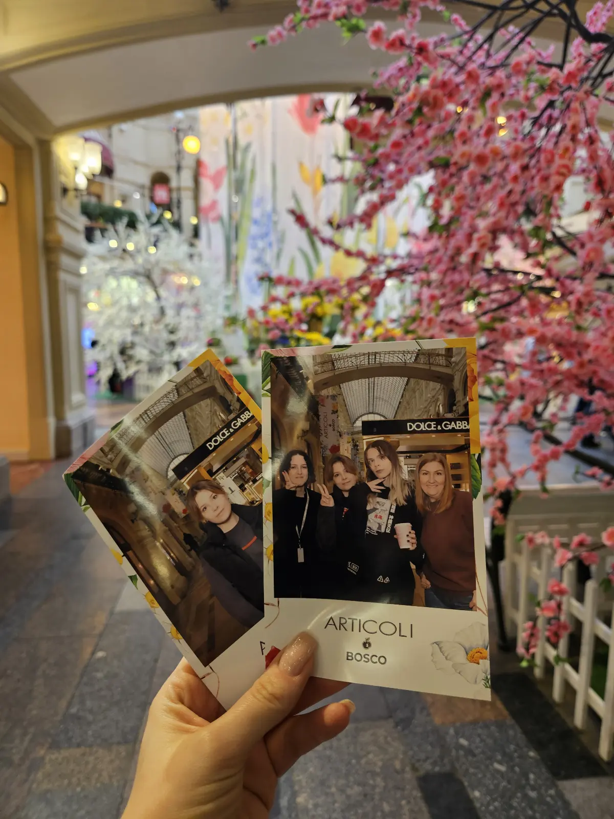 Оклейка фотобудки: Articoli by Bosco 🌸 | Сетка — социальная сеть от hh.ru