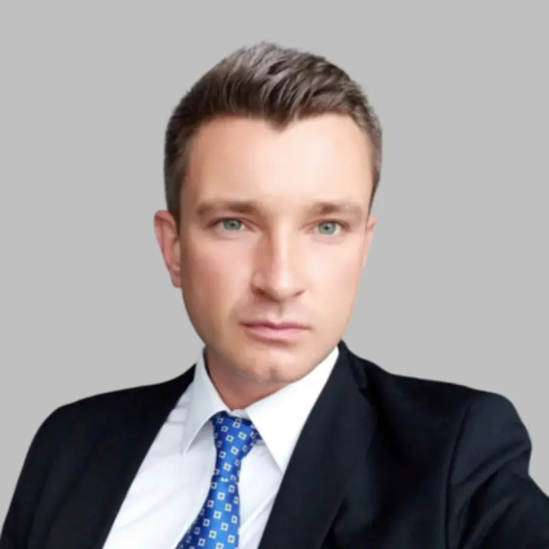 Александр Васильев