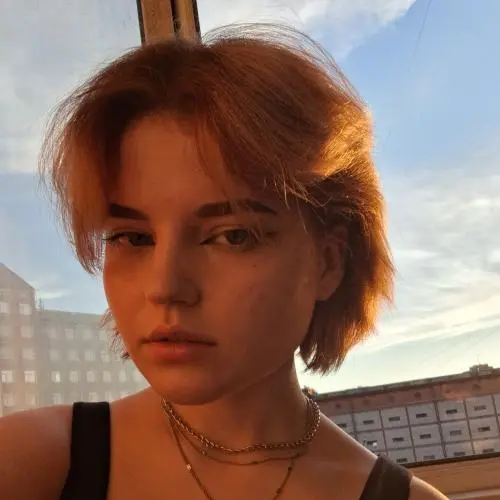 Алёна Омелянчук
