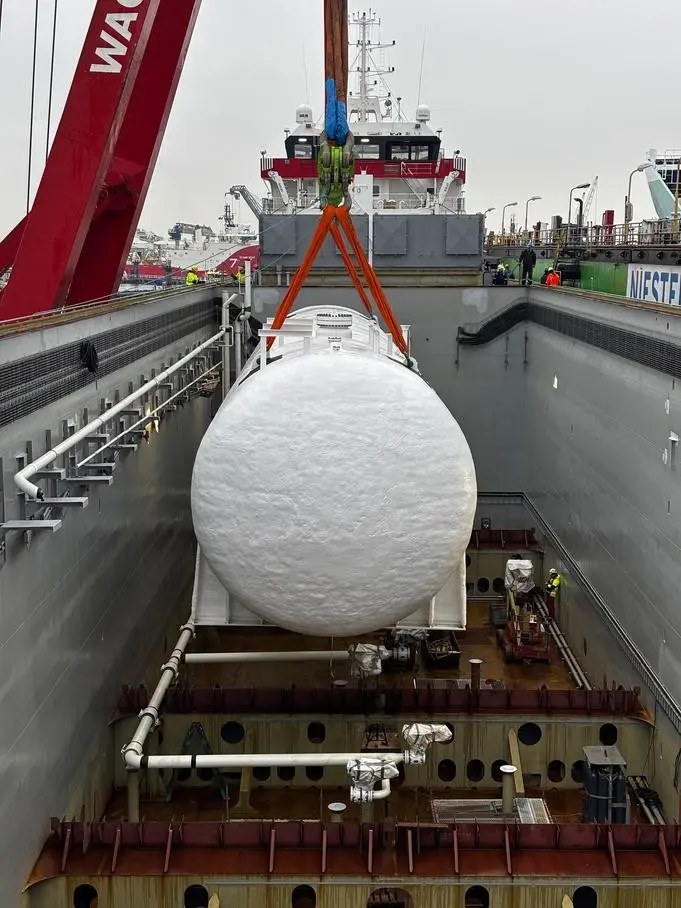 🚢 ABELINA WAGENBORG — судно нового поколения спущено на воду в Нидерландах!
8 октября 2026 года на верфи Royal Niestern Sander состоялась торжественная церемония крещения и спуска на воду Abelina Wage... | Сетка — социальная сеть от hh.ru