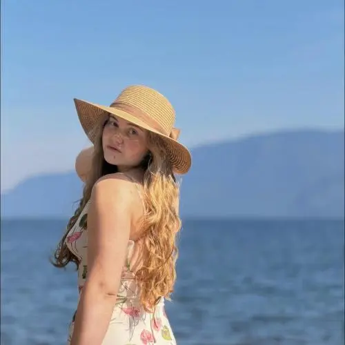 Юлия Чурсина