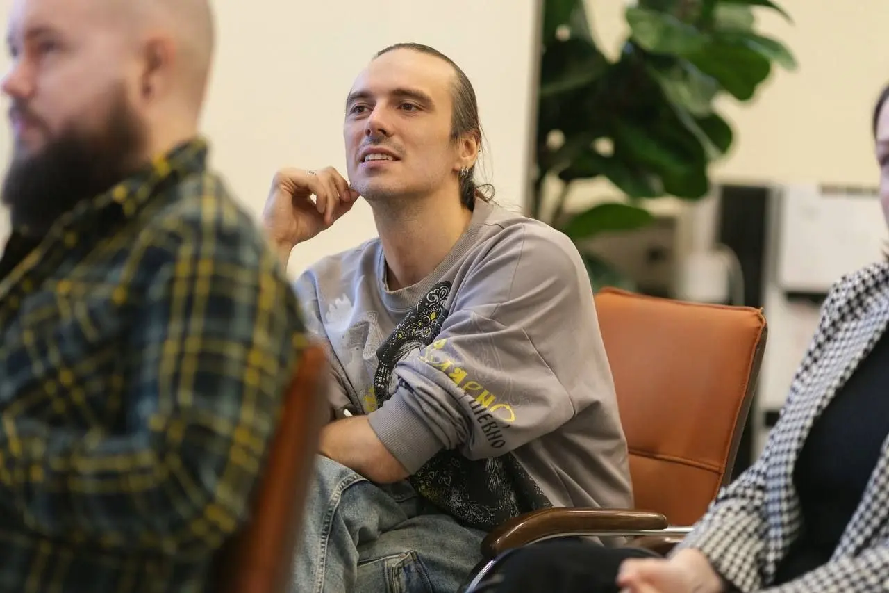 Прекрасные лица предпринимателей Кузбасса и одно из Подмосковья! 🌟
Сегодня марафон индивидуальных консультаций 🚀
Надеюсь, голос не подведёт.. | Сетка — социальная сеть от hh.ru