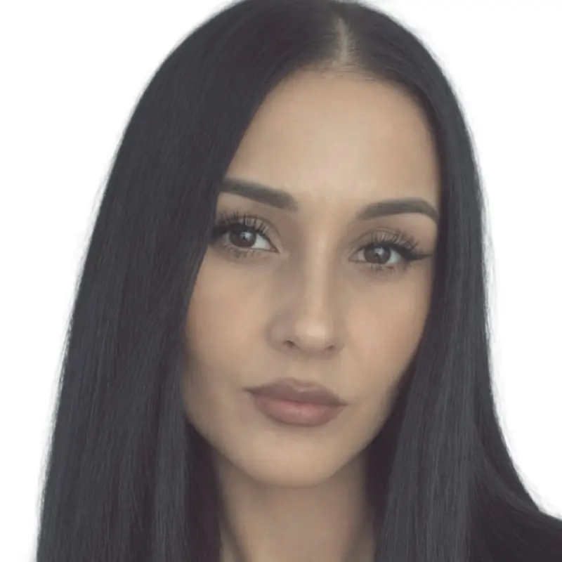 Нелли Новикова