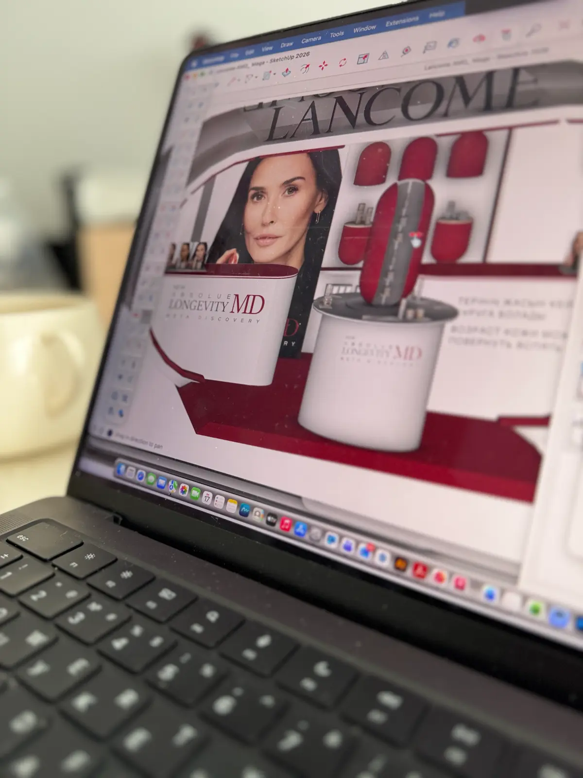Поп-ап Lancome: от чертежа до монтажа | Сетка — социальная сеть от hh.ru