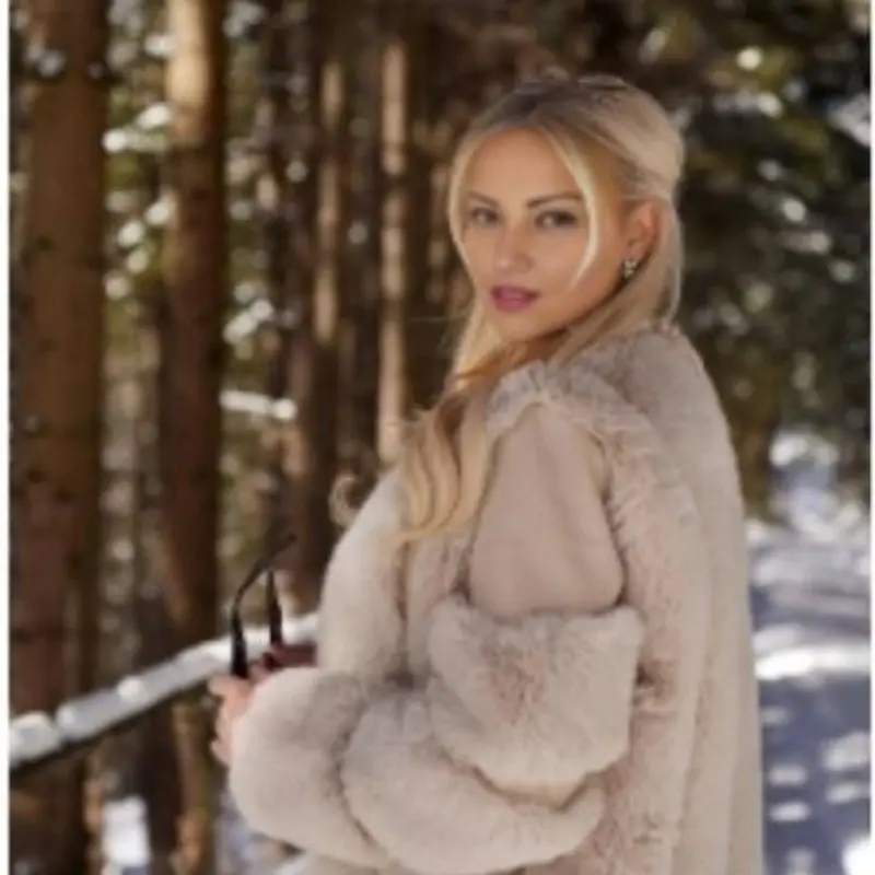 Елена Костенко
