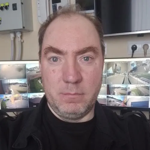 Павел Устинов