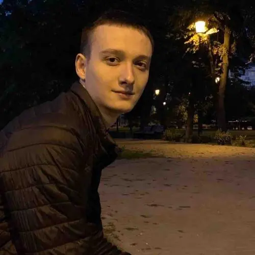 Егор Шиханихин