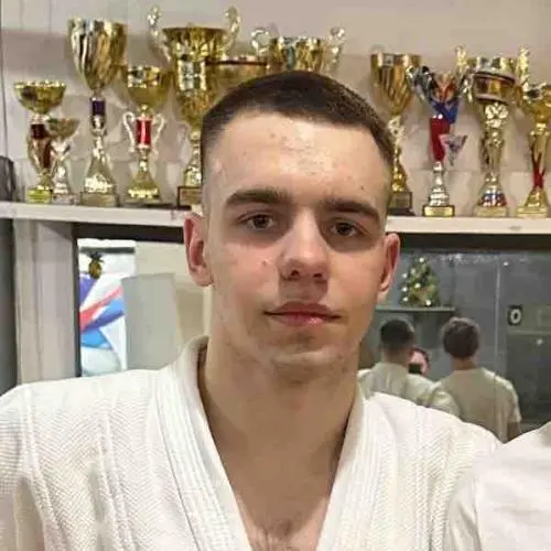 Антон Волков