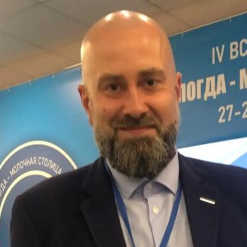 Дмитрий Долгов