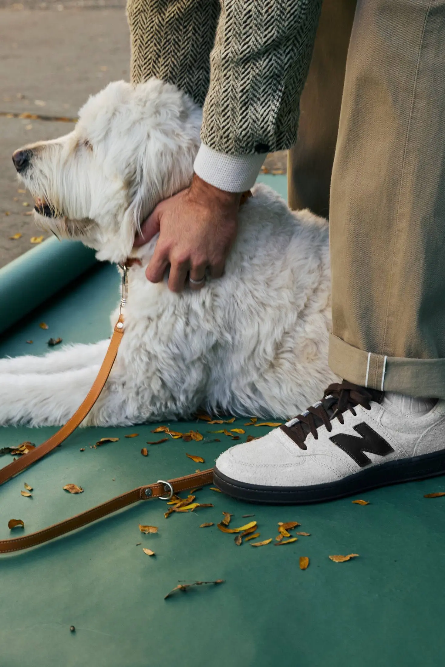 Коллаба, после которой хочется напевать New York, New York.
New Balance и нью-йоркский дизайнер Todd Snyder выпустили T500 Cafe Pack: две пары в оттенках Espresso и Milk | Сетка — социальная сеть от hh.ru