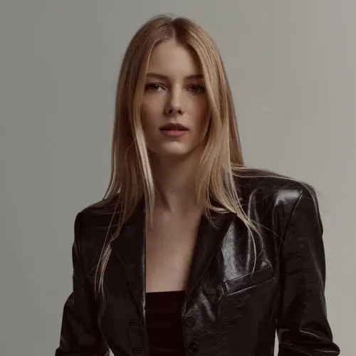 Ангелина Колесникова
