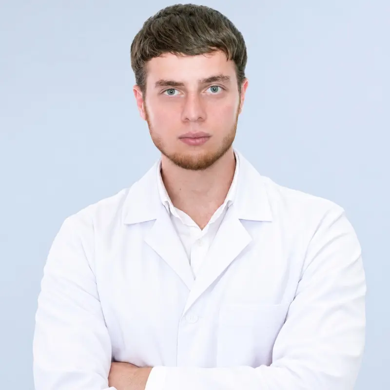 Абубакар Хажханов