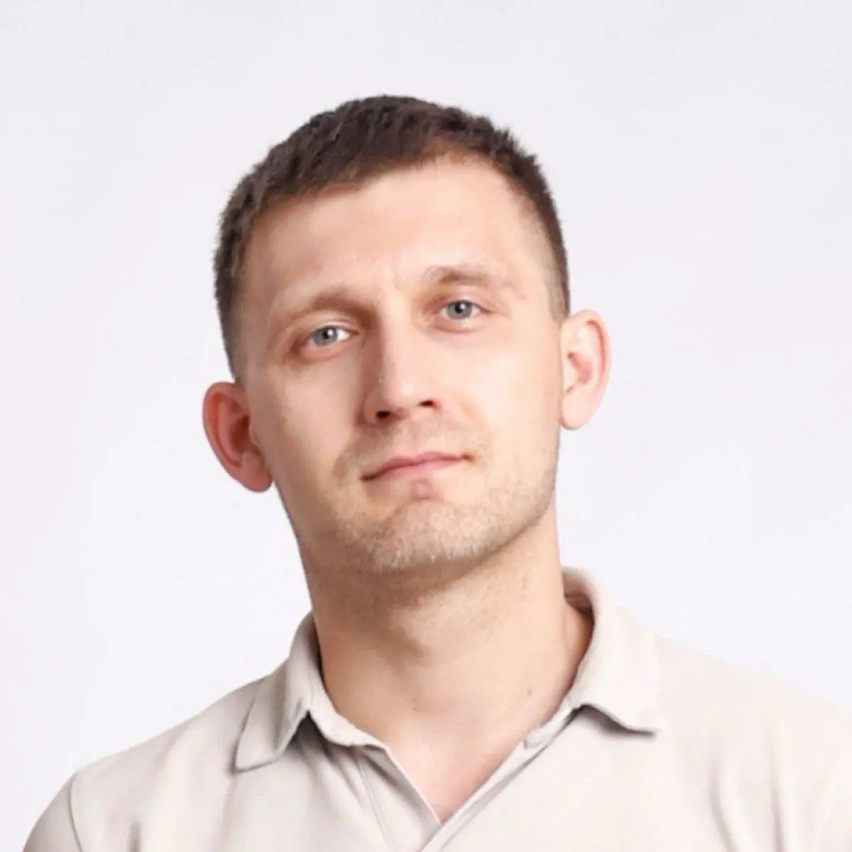 Роберт Амиров